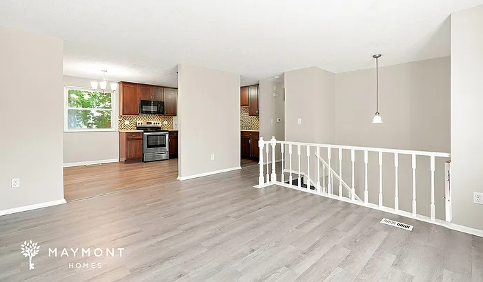 4 bed, 2.0 bath, 1541 sqft, $2,295 — Photo 4