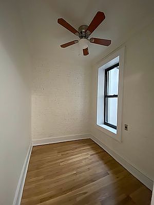 5th image of 14 Bedford St #1