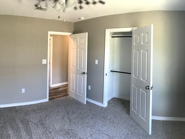 158 Granger Dr #1 — Photo 3
