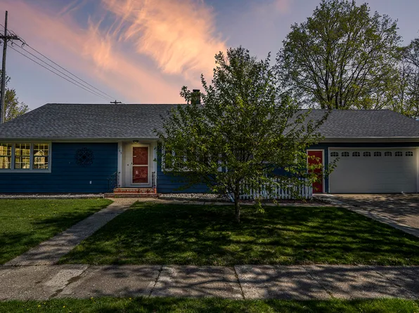 105 E Morrell St, Otsego, MI 49078