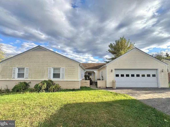 128 Longcroft Rd, Winchester, VA 22602