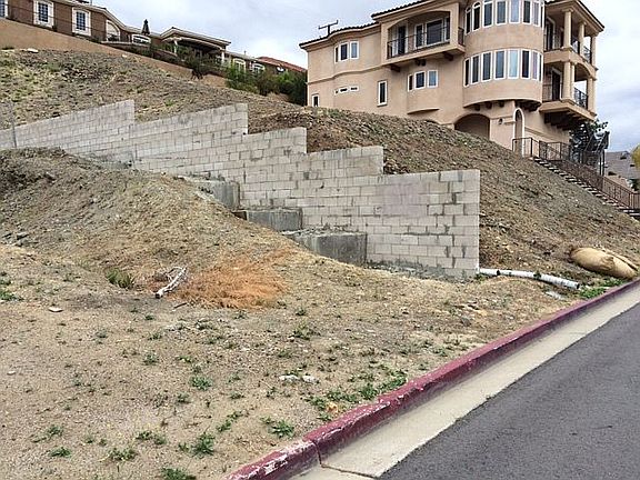 2nd image of 22169 San Joaquin Dr W