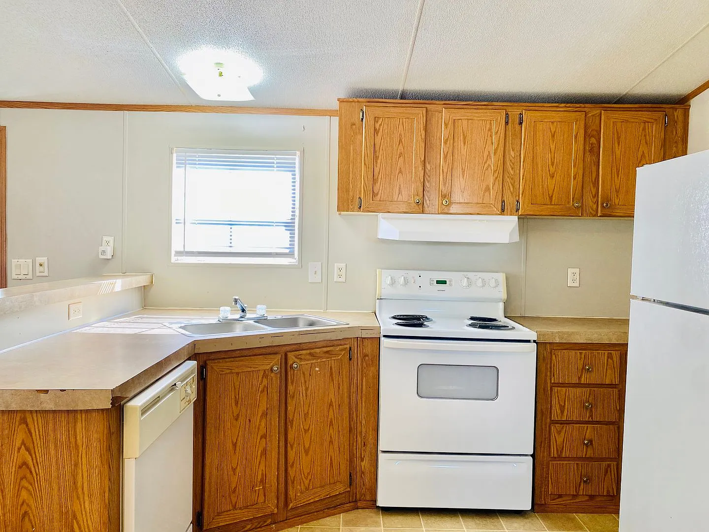 Cute 2 bed/1 bath mobile home in Opelousas — Photo 3