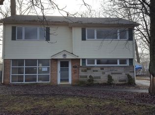 311 Oswego St, Park Forest, IL