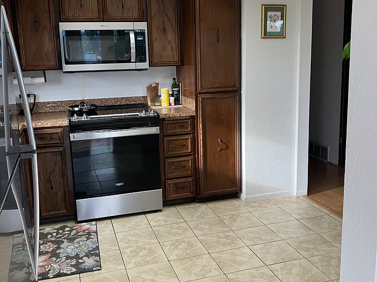 4303 S 253rd St — Photo 7