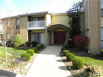 1st image of 444 N Clay Ave APT 3P