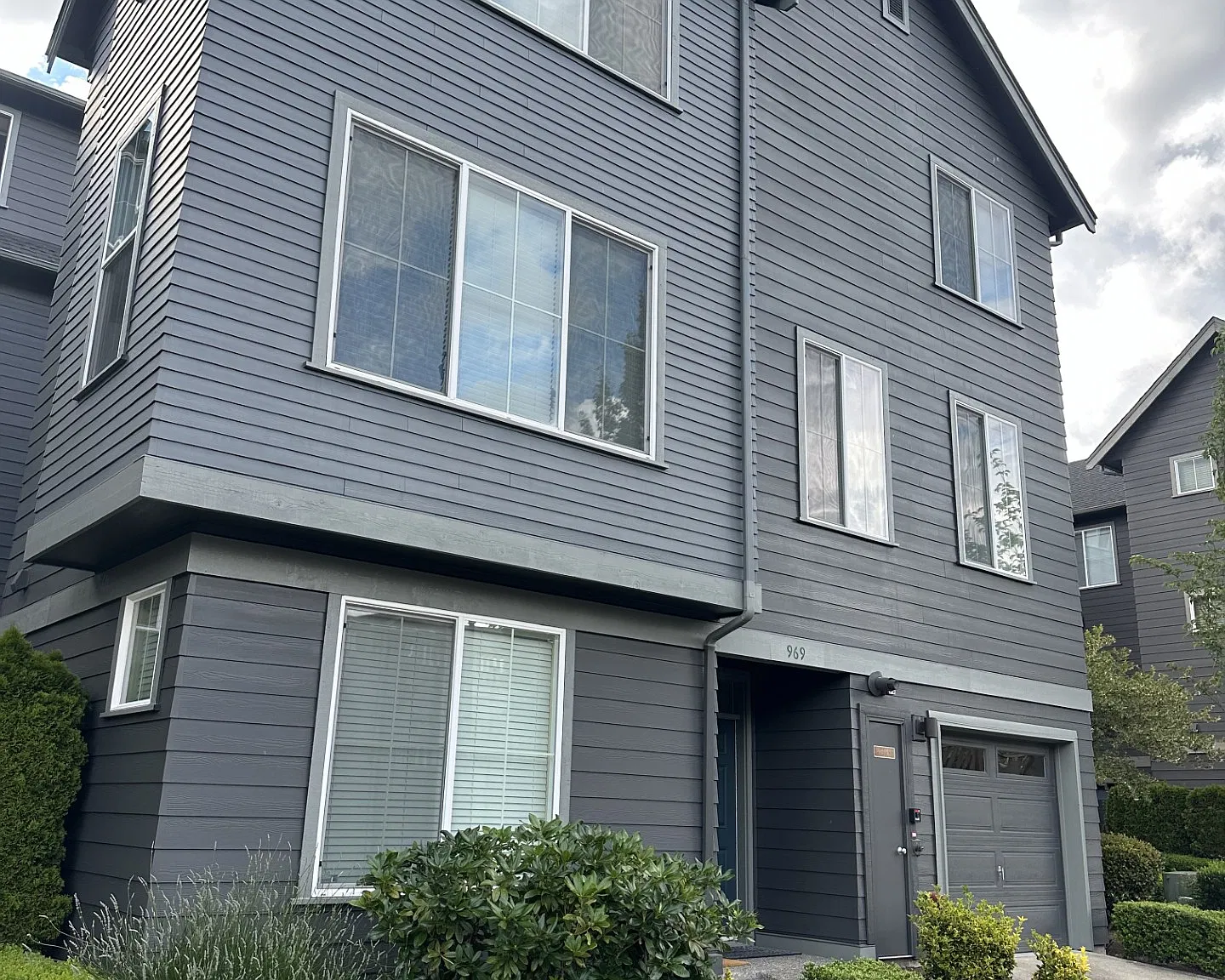 3 bed, 1580 sqft, $3,600 — Photo 2