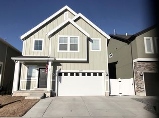 577 S Ravenwood Ln, Saratoga Springs, UT 84045