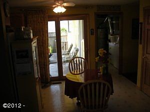 5th image of 3104 NE 31st Ct