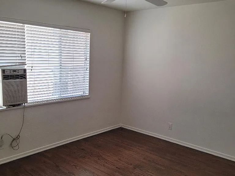 1347 N Alta Vista Blvd #3 — Photo 3