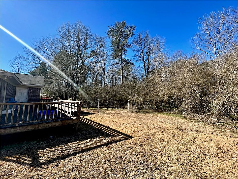 2nd image of 1371/1373 Hampton Dr