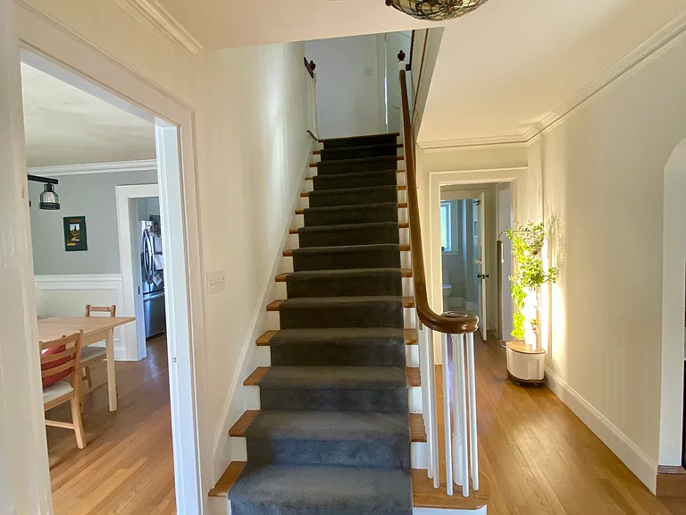 134 Claflin St — Photo 7