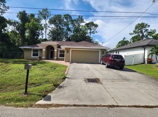 3205 23rd St W, Lehigh Acres, FL 33971