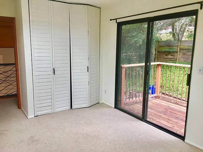 6445 Thornhill Dr — Photo 12