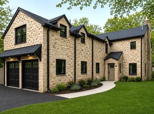 120 Crescent Dr, Glencoe, IL 60022