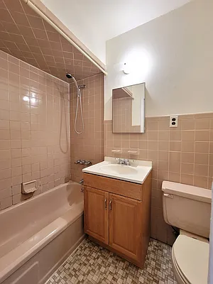 Rented by The Brokerage Group LLC | media 15