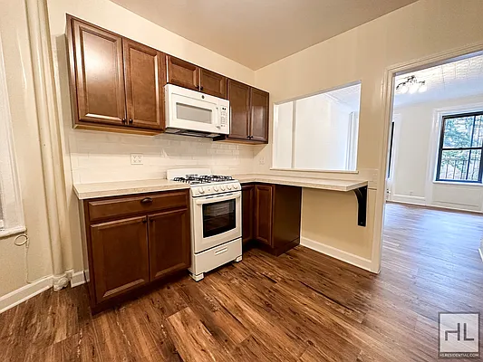 Rented by Highline Residential | media 16