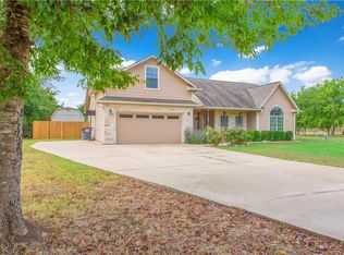 157 Old Firetower Rd, Bastrop, TX 78602