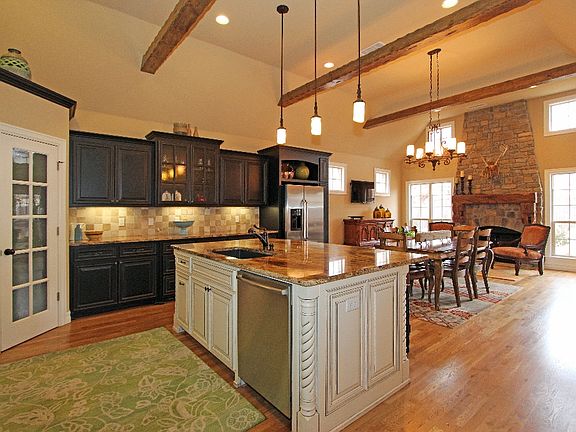 Kitchen/Hearth Room...another WOW