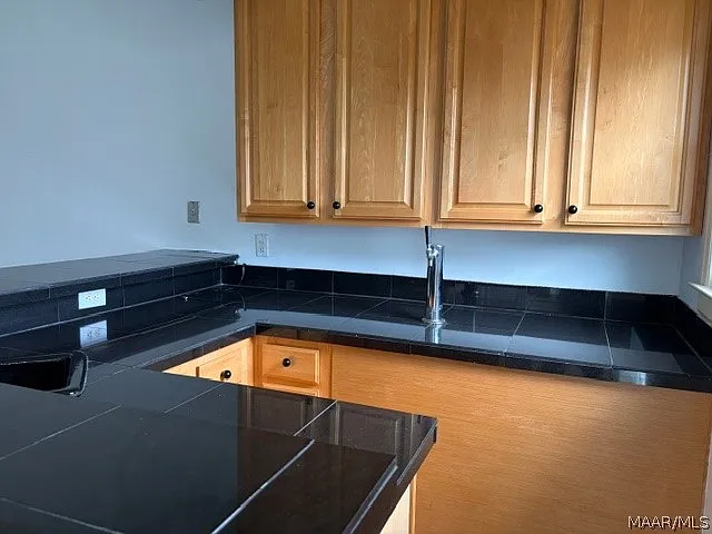 9320 Sturbridge Pl — Photo 10