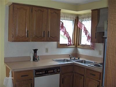 2nd image of 1701 Granby Ave