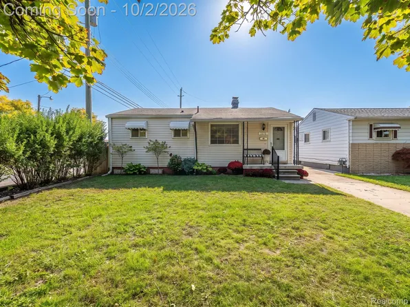 7275 Katherine St, Taylor, MI 48180