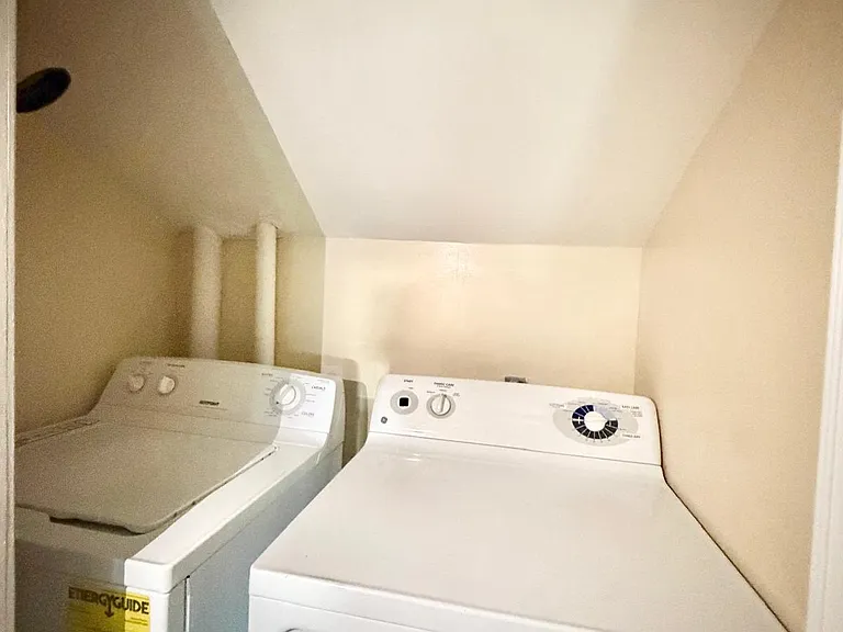 23 Brown St #3A — Photo 12