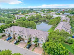 1999 Freeport Ln, Riviera Beach, FL 33404