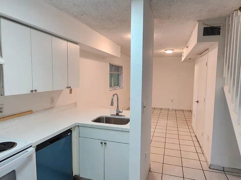 1650 NW 25th Ave #216 — Photo 12