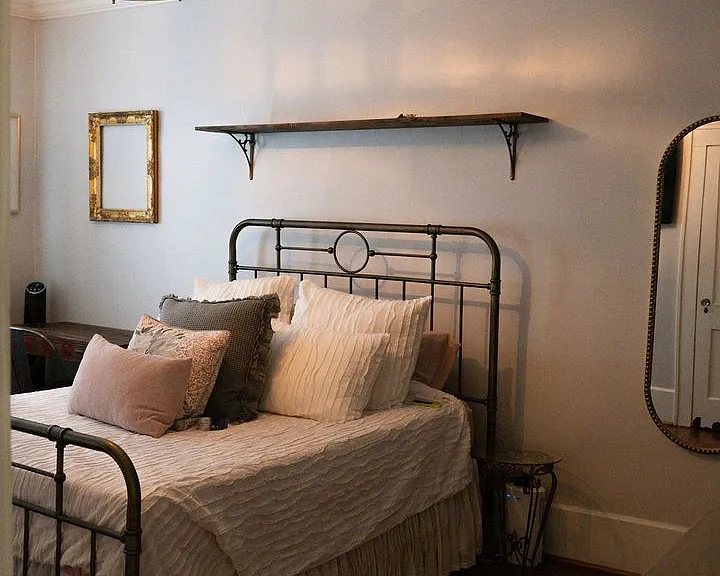 524 Hawthorne Lane Unit #2 — Photo 4