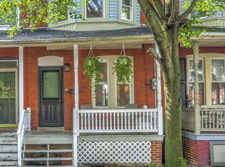 52 E Center St, Lititz, PA 17543