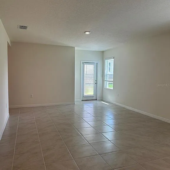 1113 Cascade Ave — Photo 12