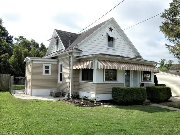 732 Lulu St, Parkersburg, WV 26101