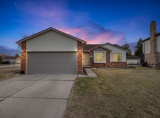 13468 Mair Dr, Sterling Heights, MI 48313