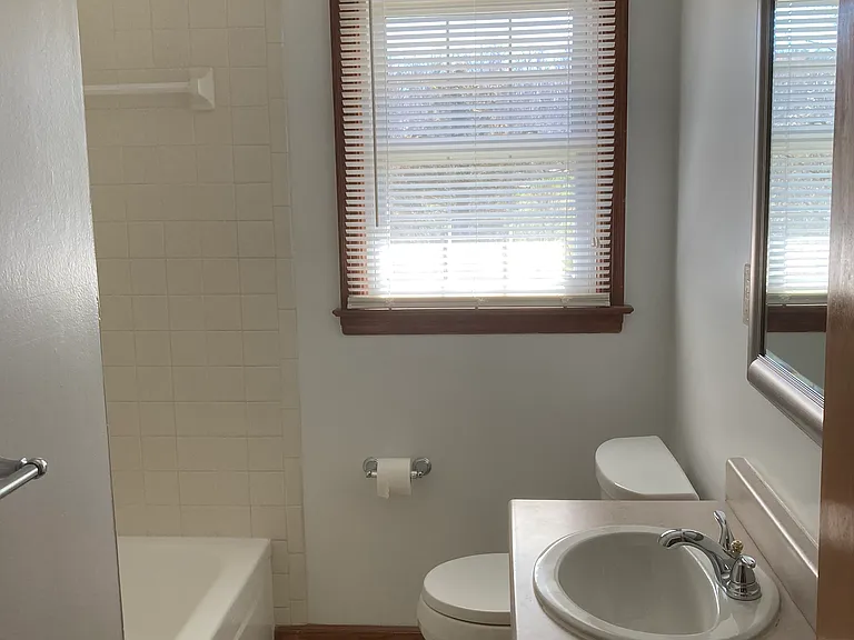 2533 Wildwood Rd — Photo 7