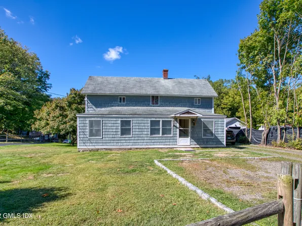 564 River Rd, Cos Cob, CT 06807