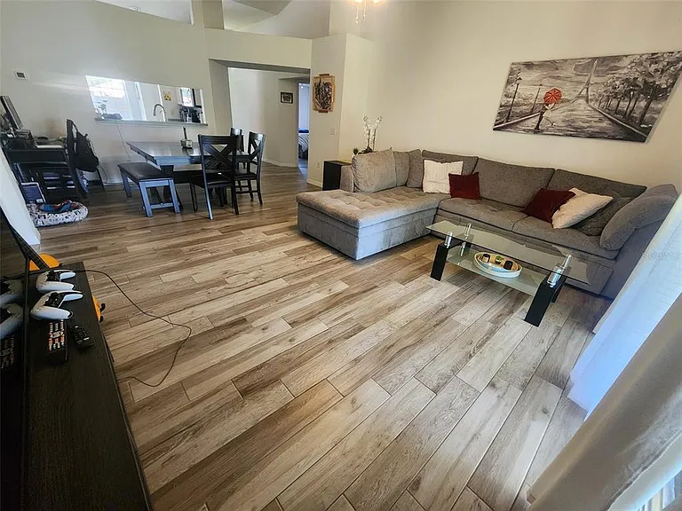 2601 Sundance Cir — Photo 2