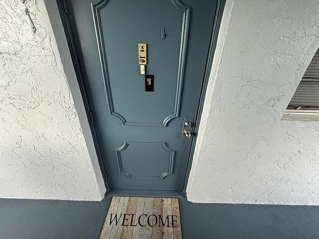 1 bed, 2.0 bath, 924 sqft, $1,875 — Photo 2