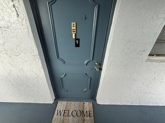 2nd image of 2828 Casita Way APT 211