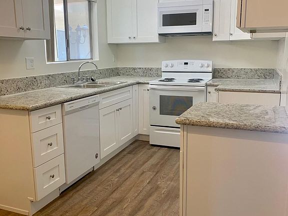 2nd image of 3480 Garnet St #114
