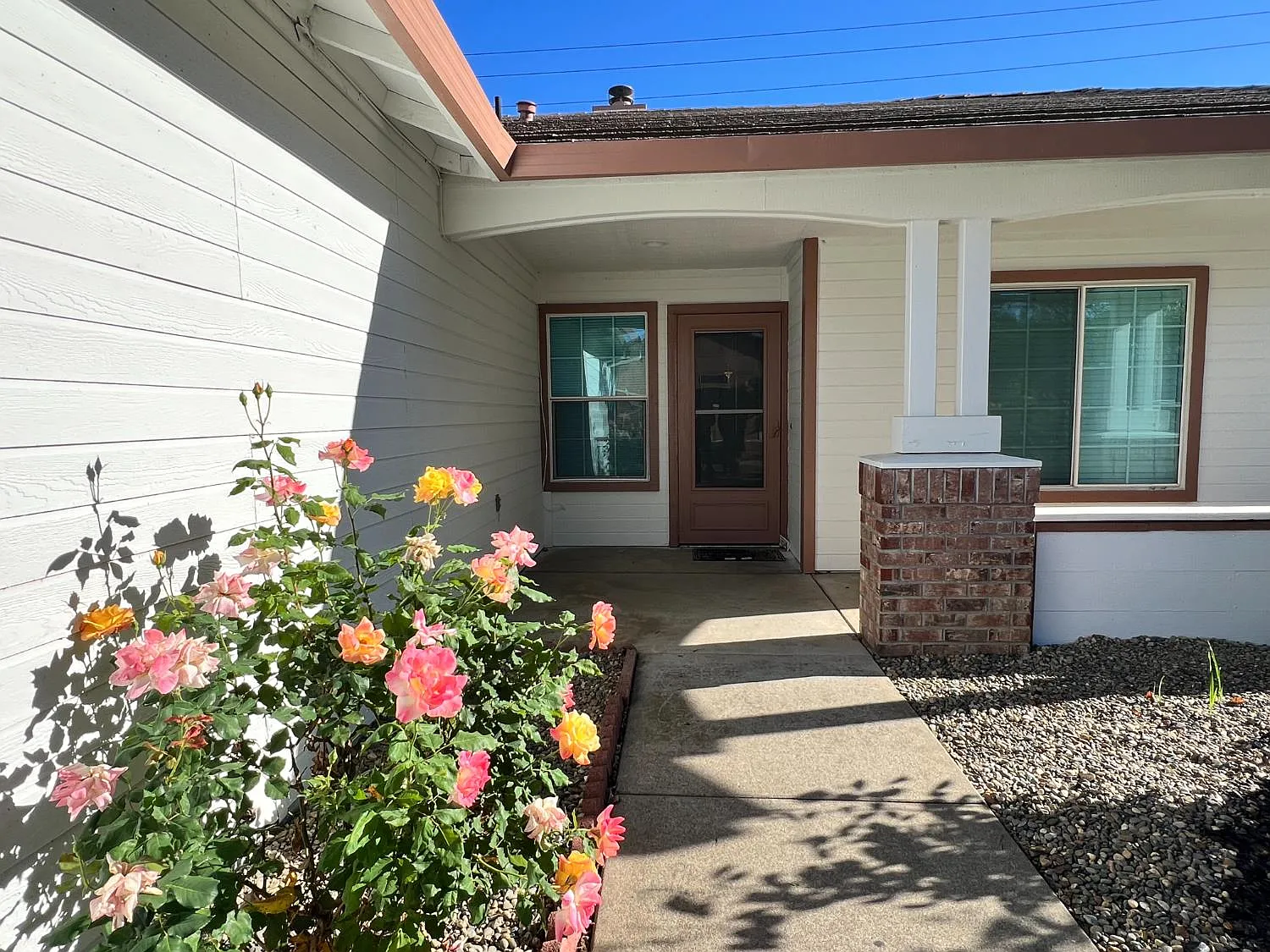 4 bed, 1621 sqft, $2,600 — Photo 4