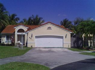 16301 SW 77th Ter, Miami, FL 33193