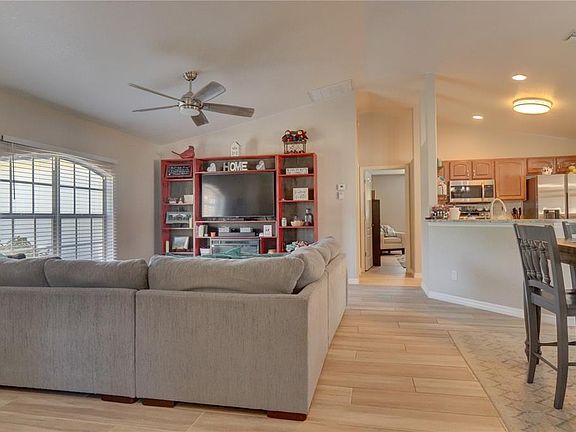 5th image of 5455 N Salford Blvd