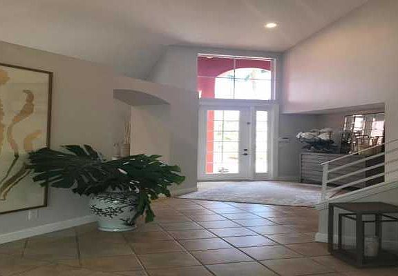 Home For Sale In Woodfield Country Club