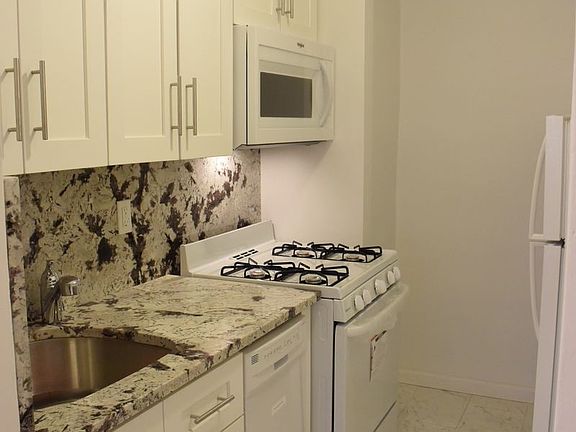 5th image of 10538 63rd Dr APT 5J