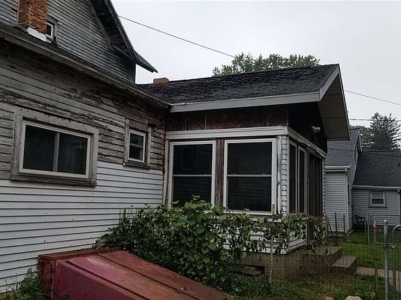 3rd image of 312 Church St
