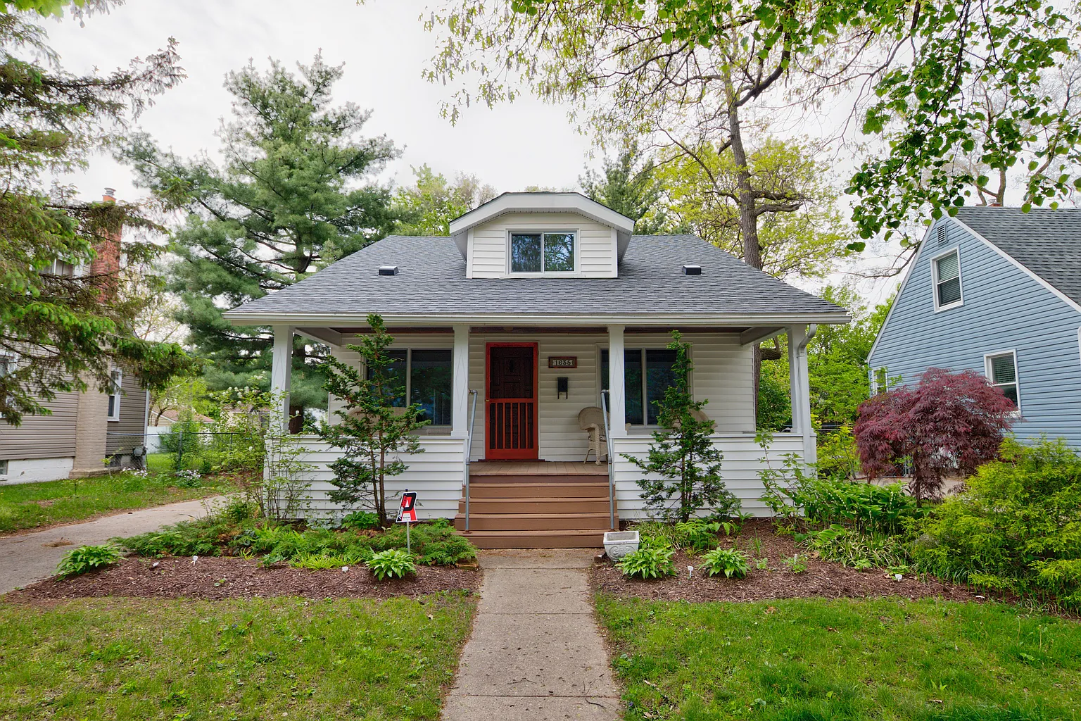 1635 W Saratoga Ave photo 1