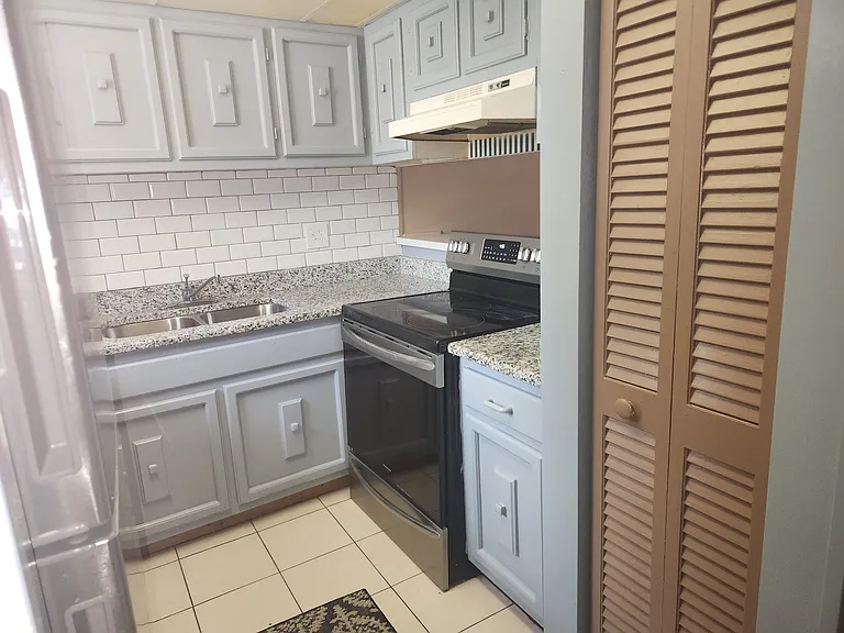 1836 N Crystal Lake Dr N #37 — Photo 10