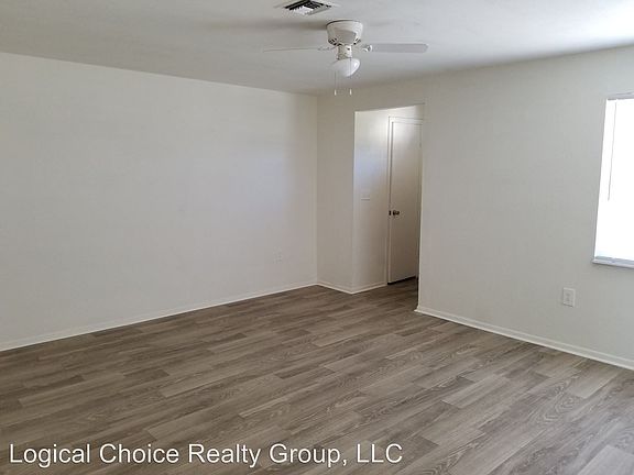 3rd image of 1515 Memoli Ln APT 4