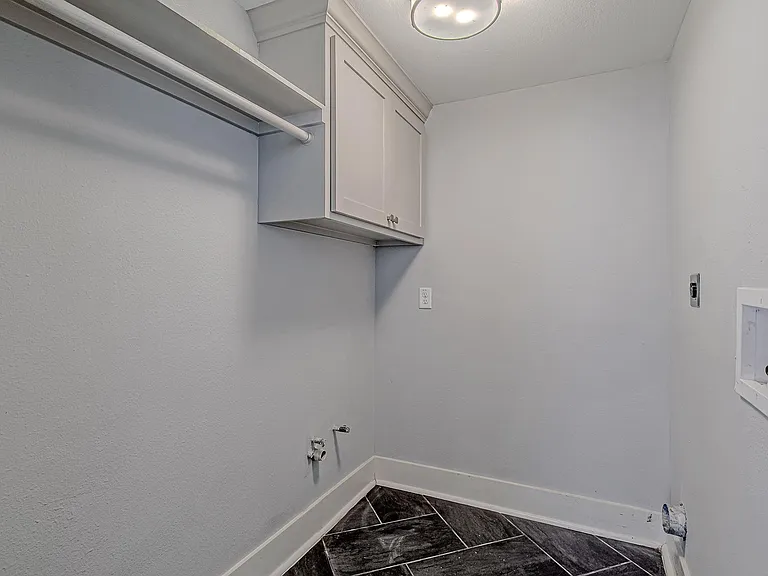 2422 Truxillo St — Photo 13